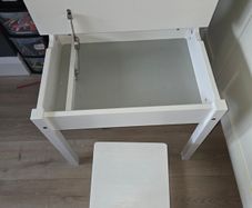 Kids Desk & Chair