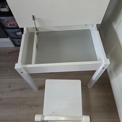 Kids Desk & Chair