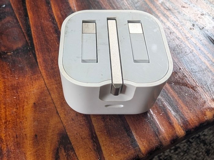 genuine apple 20W USB C  charger