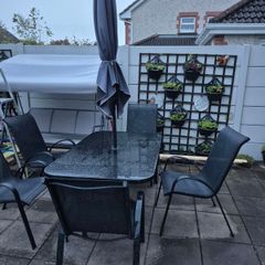 Garden  Table and chairs