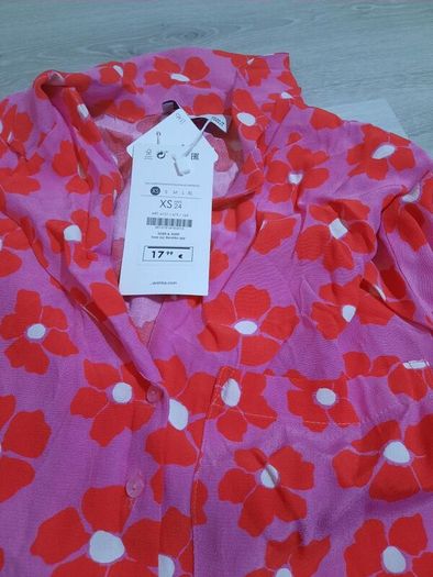 brand new girls top size XS