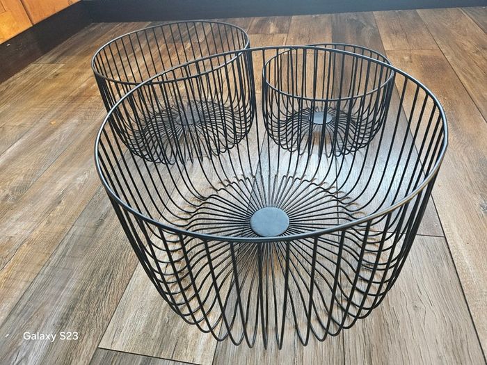 Wire storage baskets
