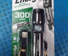 Rechargeable flashlight