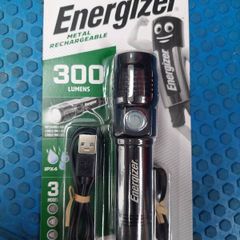Rechargeable flashlight