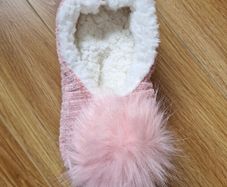 Womens slipper socks (Size 3-5)