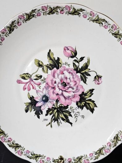 Rare Royal Albert "Cotswold" Cake Plate
