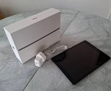 iPad (7th Gen)