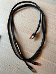 Phono cable 2.5m long