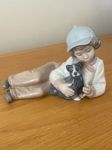 Nao By Lladro Figurine