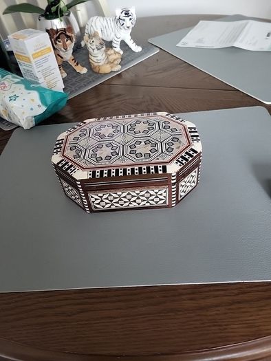 Jewellery/trinket box