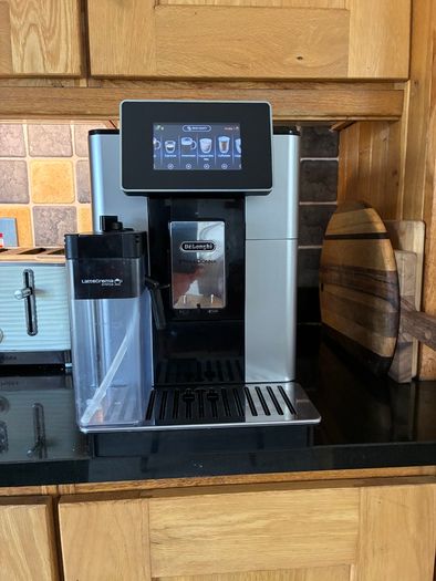 De Longhi Coffee Machine