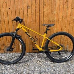 Giant Talon 3 + Accessories