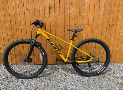 Giant Talon 3 + Accessories