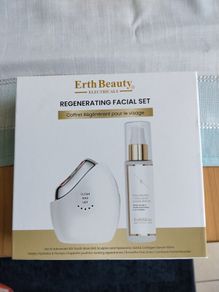 Regenerating facial set