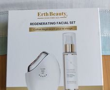 Regenerating facial set