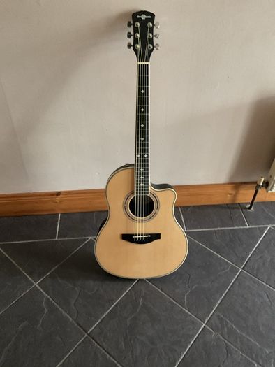 Roundback Electro-Acoustic Guitar (Gear4Music)