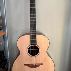lowden 0 35 Bog oak Lutz top