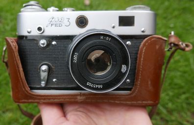 FED 3 Rangefinder Film Camera Lens Industar 61 2.8/52 Soviet Russia USSR - works well