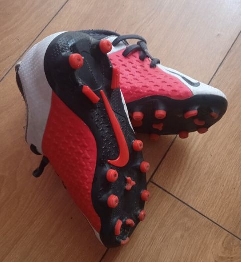 boys Nike football boots