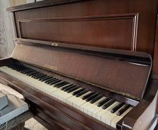 Upright Piano Steinmetz