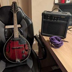 Stagg M50-E Electro-Acoustic Bluegrass Mandolin with Nato Top - Red burst