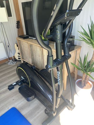 Reebok cross trainer