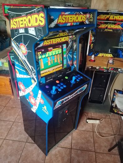 Arcade Cabinet Machine