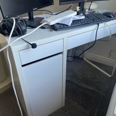 micke ikea desk