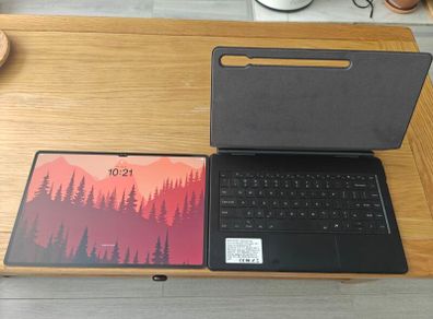 Galaxy Tab S8 Ultra 256GB + Premium Magnetic Keyboard  Keyboard