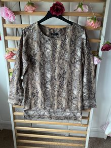 Savida long sleeve tunic animal print size 12