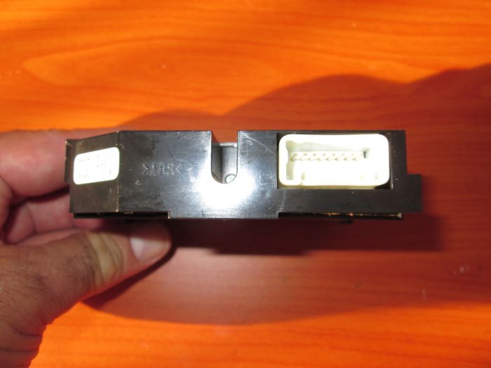 Toyota Avensis Demist And Lock Switch