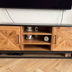 TV Unit