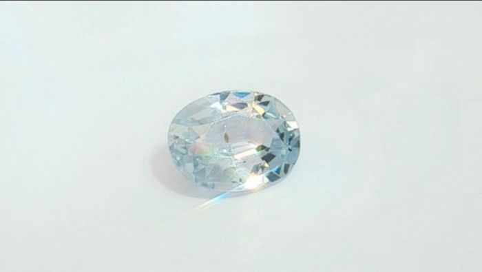 ALGT Certified 1.88ct Natural Sapphire Faint Blue. Unheated & Lab Sealed