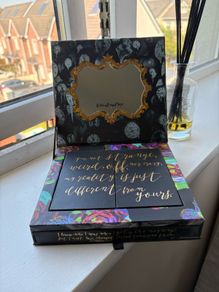 urban decay Alice in wonderland collection