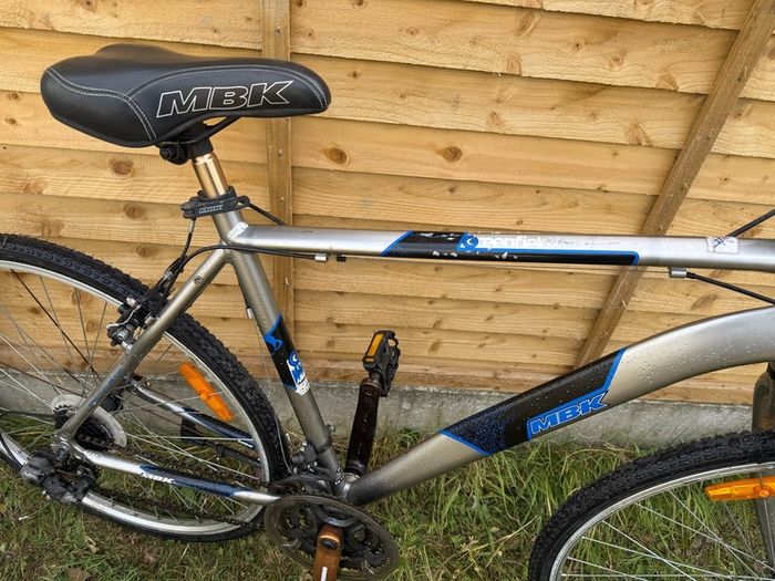 28" inch aluminium bikes in perfect condition