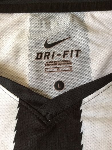 Juventus Jersey. Season 2010/2011. Official Nike Home Jersey. Authentic Original From 2010. Not A Modern Day Remake.