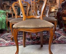 A Fabulous Set of 6 Walnut Veneer Vintage Italian Dining Chairs.
