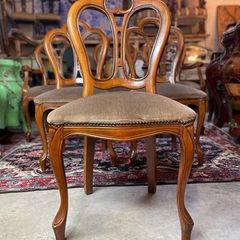 A Fabulous Set of 6 Walnut Veneer Vintage Italian Dining Chairs.