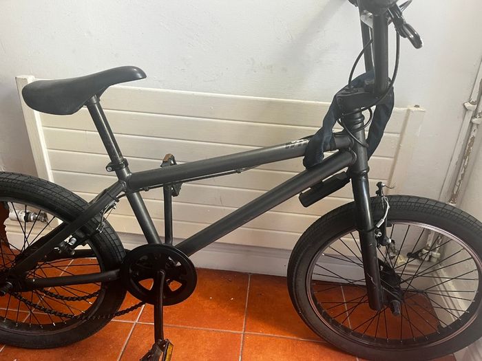 BMX bike