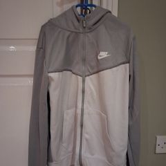 Nike zip hoodie (Kids XL)