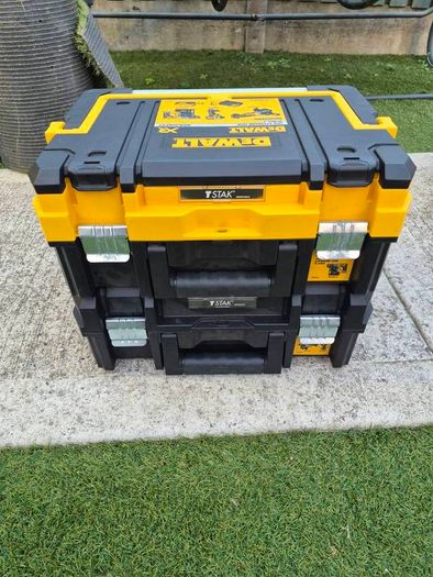 T Stack Boxes