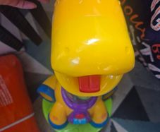 Toy giraffe