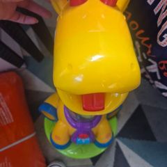 Toy giraffe