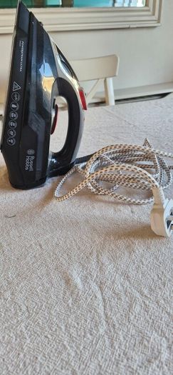 Russell Hobbs Powersteam Ultra