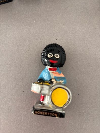 6 Robertson Jam Figures
