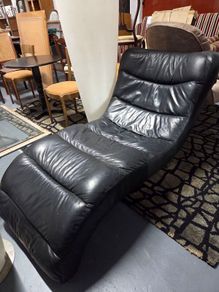 leather gamer lounge chair