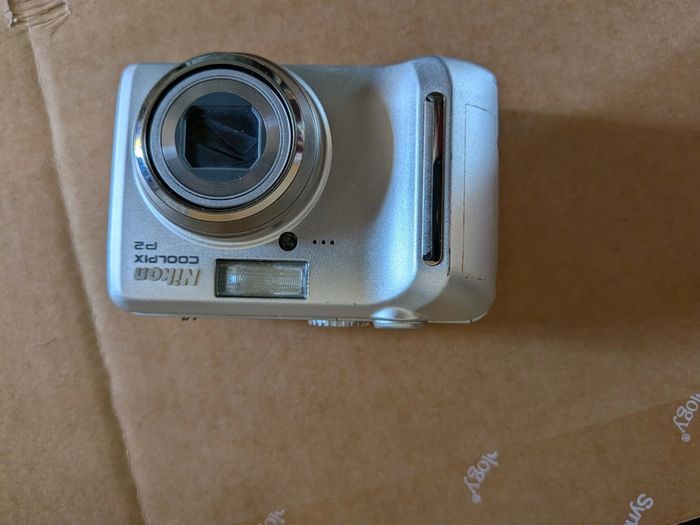 Nikon Coolpix P2 Digital Camera