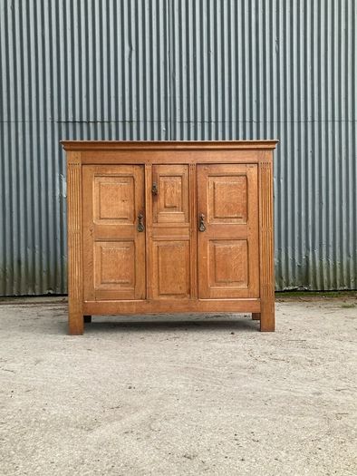 Early 20th Century Arts and Crafts Oak Cabinet - Warehouse and Showroom Open Saturday 18th April 12 til 4pm Eircode R95T227