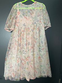 Girls dress