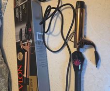 Revlon Rose Gold Curling Iron (32 mm)